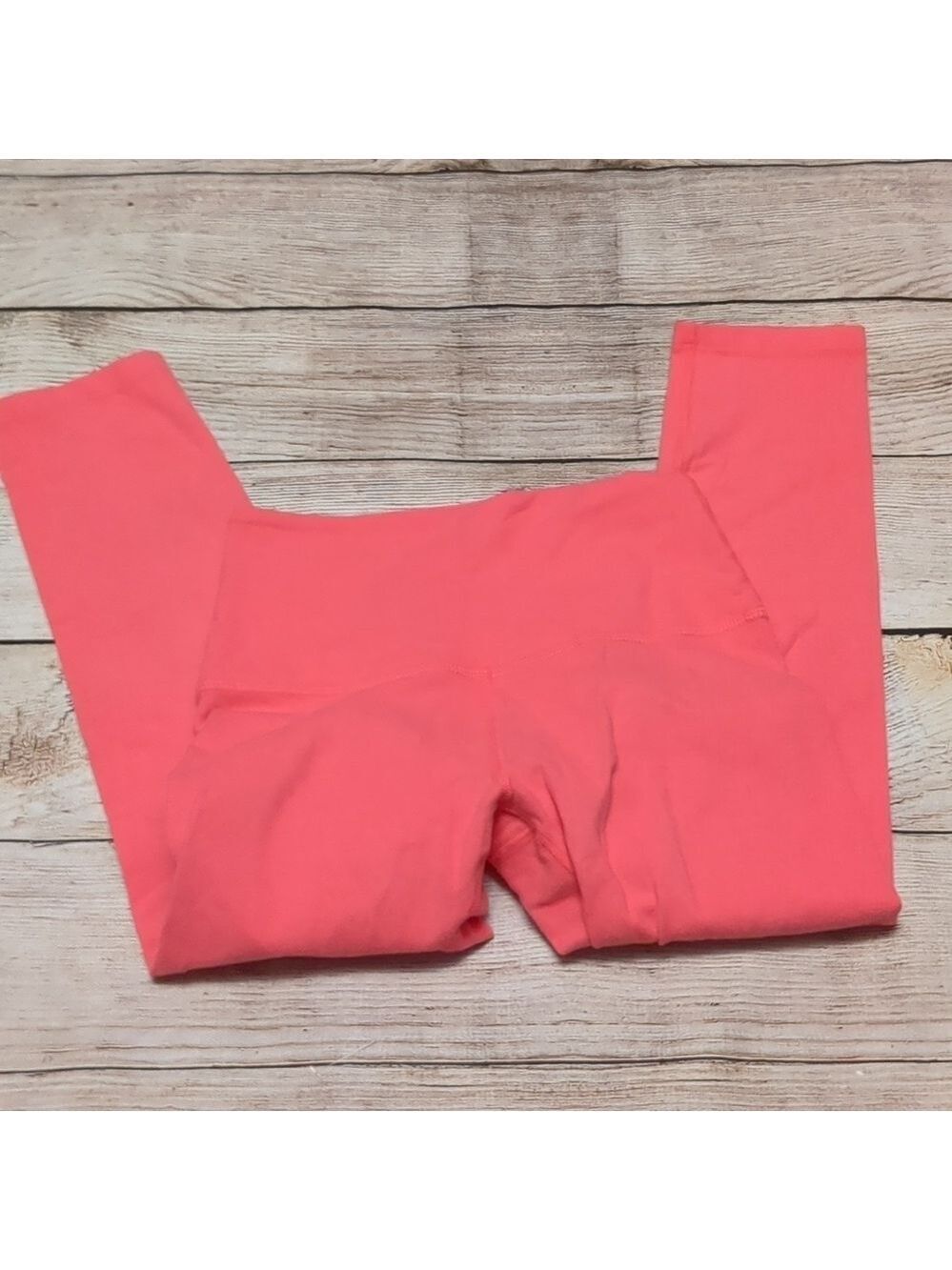 Beyond Yoga pink leggings size XS